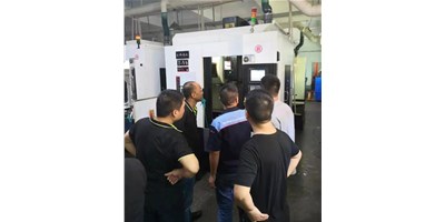 必赢国际精机年终保养运动顺遂开展，，，，，，，，包管机床高效运转